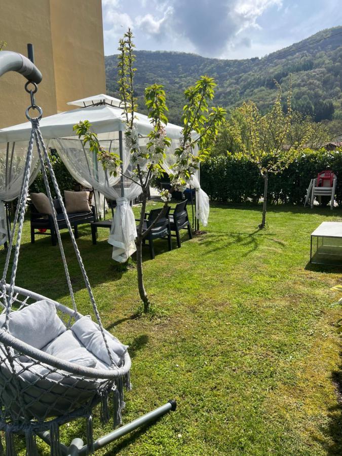 Casa R&E Villa Valbrona Екстериор снимка